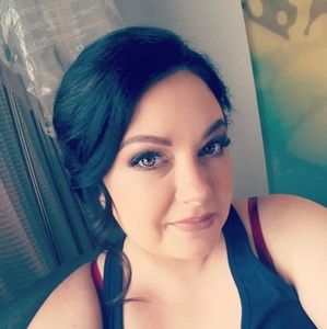 Meet your Posher, Abbie